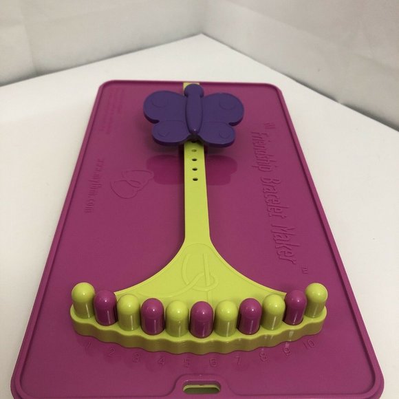 My Friendship Bracelet Maker -Travel Ready - Picture 5 of 12